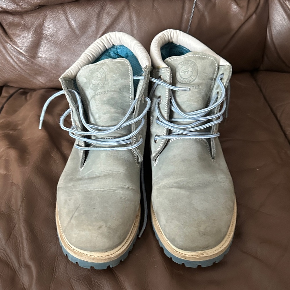 Le Shark Boots Size 12